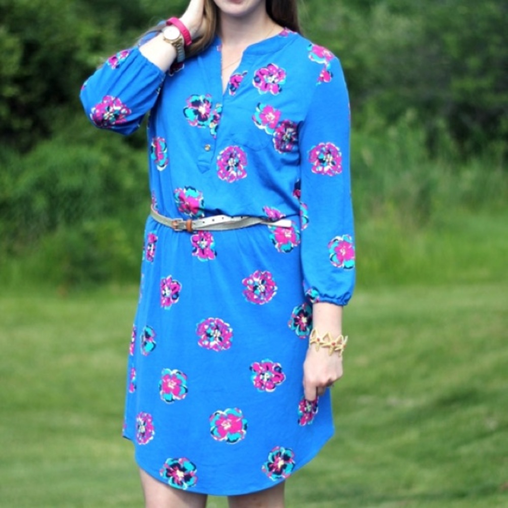 Lilly Pulitzer dress large blue flowers